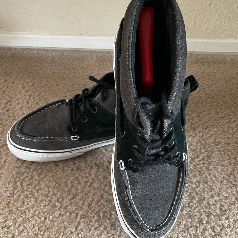 VANS Men's Black and Gray Suede High-Top Shoes
